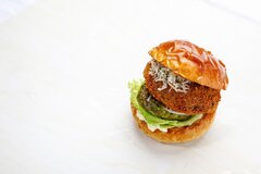 ご当地バーガーグランプリにて全国2位、全国3位を獲得した「THIS 伊豆 SHIITAKEバーガーキッチン」　静岡の新たなご当地バーガーで第8回グランプリへ出場！