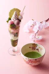 さくらパフェとお茶セット