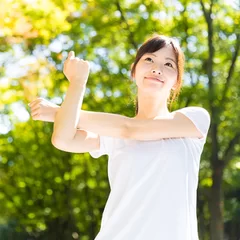 体に春を認識させるためには、気温の上昇、そして春の食べ物も関係しています。