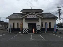 改善前　店舗ファサード