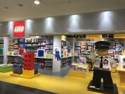 「レゴ(R)ストア 成田空港店」が12月13日にオープン！プレゼントキャンペーンも開催