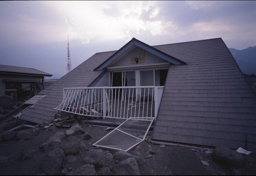 没後10年を経た写真家 砂守勝巳の大規模個展を埼玉・原爆の図丸木