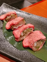 厚切り生タン塩ネギ包み焼き