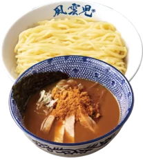 濃厚鶏白湯つけ麺 風雲児　900円(税抜819円)