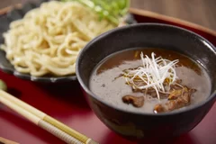 鶴麺_牛すじ芳醇カレーつけそば