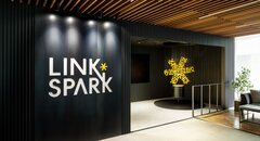 NTT西日本開設のLINKSPARK NAGOYAに外観検査AI「Gemini eye」が採用。企業のデジタル化を支援。