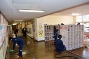 北九州市内特別支援学校への「TOYO COAT」施工の様子
