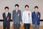 IOI2021日本代表選手　左から児玉さん、菅井さん、松尾さん、渡邉さん