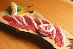 「ツキノワグマ」を使用する熊肉