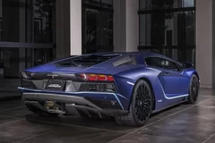 Lamborghini Aventador S Japan Limited Edition_3