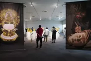 大森暁生展の獅子展示室