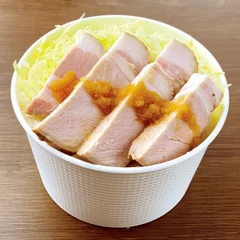 ローストポーク丼