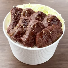 厚切りカルビ丼