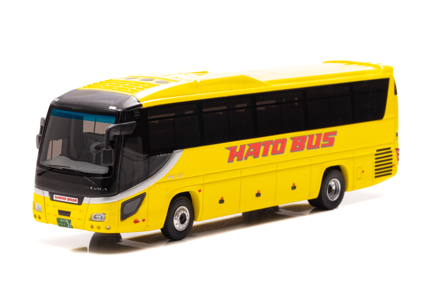黄色いボディでおなじみのはとバスが1/64スケールモデルになって登場 
