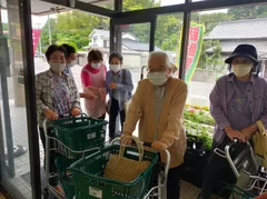 来店される地域の皆さん