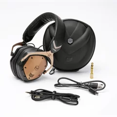 『Crossfade 3 Wireless』付属品一式(ブロンズ・ブラック)