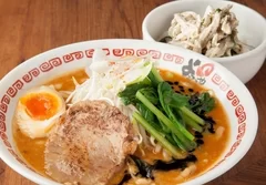 濃厚 焦がし味噌ラーメン、マヨチキご飯