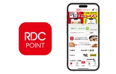 図1 『RDCグループ公式アプリ』　アイコン／トップ画面