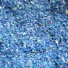 選別・洗浄・粉砕した海洋プラスチックごみ