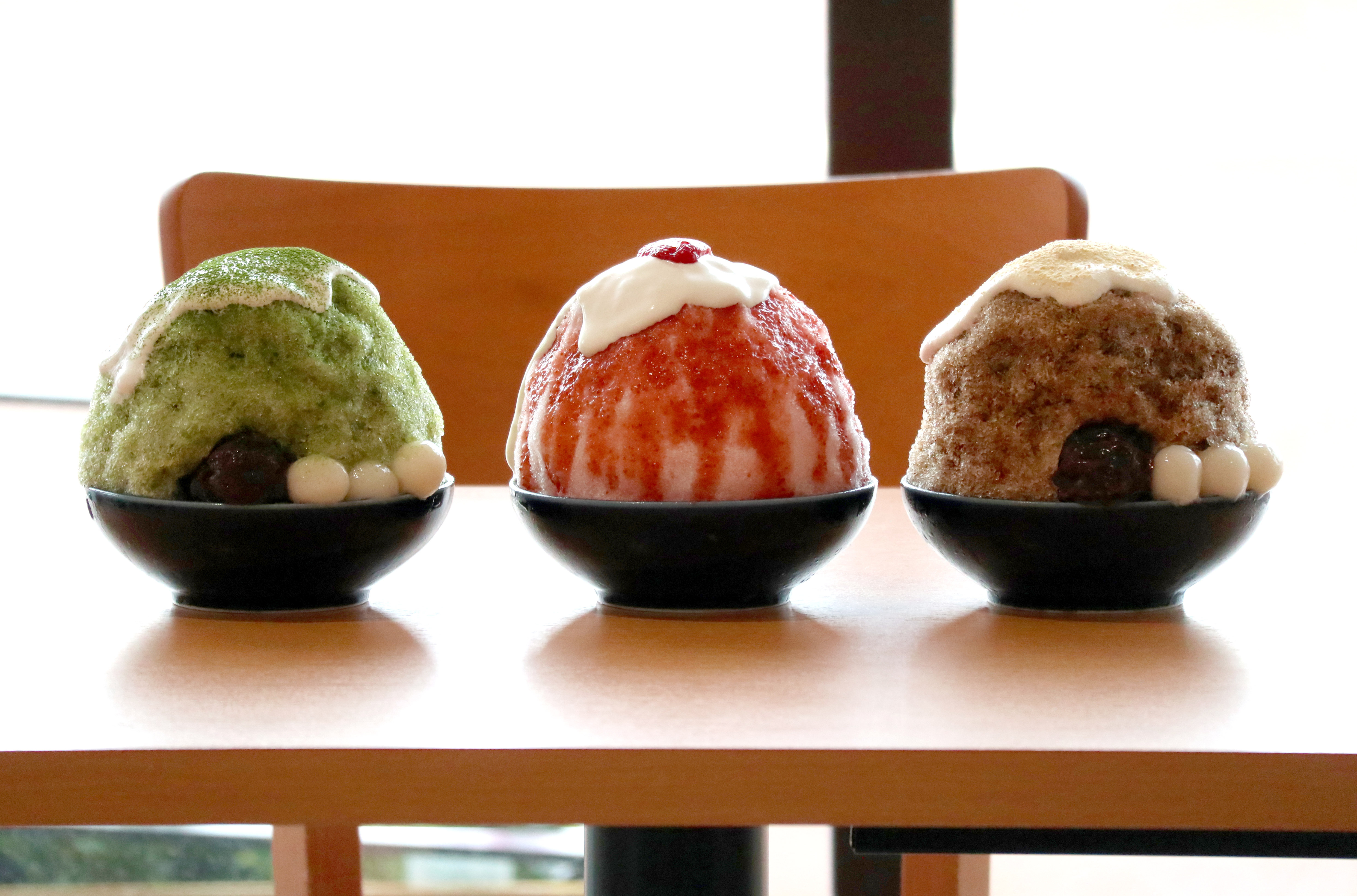 だし専門店が地元新潟県産のいちごを使用した“苺のかき氷”を夏限定で