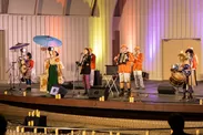 10月21日のみ水上音楽堂(上野恩賜公園野外ステージ)で開催された「Peace of Live」の様子