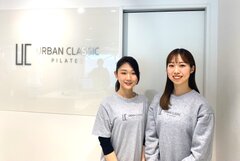 鶴見店の丸山優夏さん(写真左)と藤沢店の齋藤舞さん