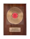 "I Left My Heart in San Francisco" record award　(C)Julien's Auctions