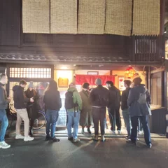 「餃子歩兵」発祥の地、祇園本店