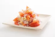 ＜柿安ダイニング＞トマトとしらすの涼感葱塩サラダ