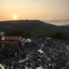 花火大会会場夕景