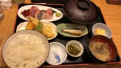 Photo by Carey Finn| Kanazawa seafood meal