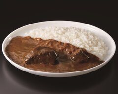 宇都宮牛カレー盛り付け例