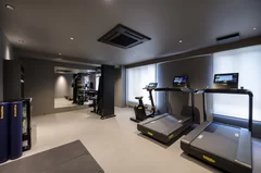 FITNESS ROOM