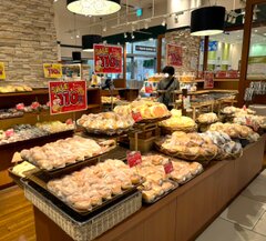 上尾店　店内