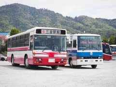 ＜特別展示車両＞いすゞKL-LV280N1 西工ボディ