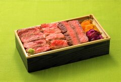 なごみ農産「山形牛ステーキ食べ比べ弁当」