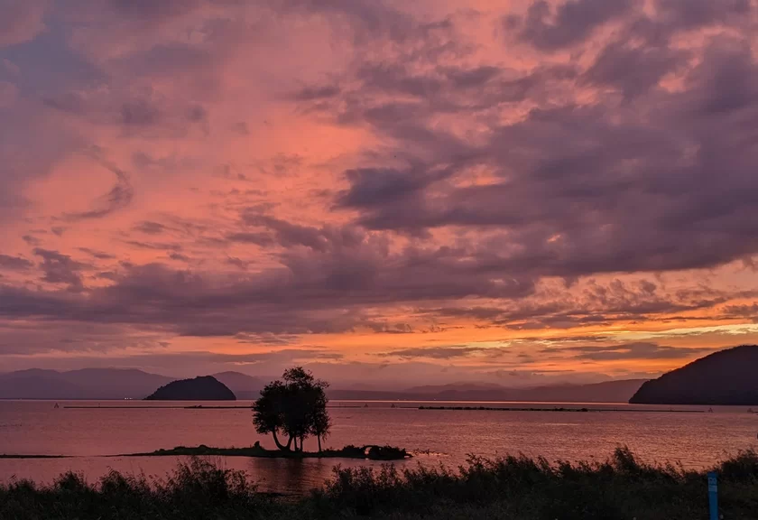 湖北町の風景・日本の夕日百選に選ばれた夕焼け