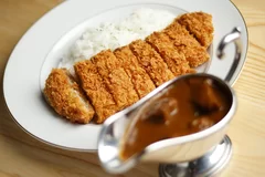 甲州富士桜ポークのカツカレー