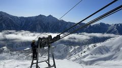 立山ロープウェイの整備・点検の様子