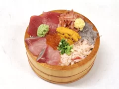 「お祝いとと丸7種桶丼」