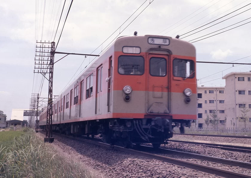 (Photo_13)　8000系車両 撮影年不明　東武博物館蔵