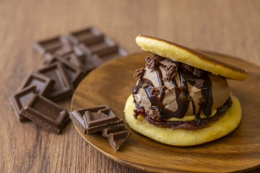 ばたーあんどら焼きチョコ 1個500円