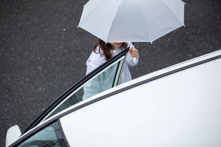 雨の乗り降りも濡れずに簡単