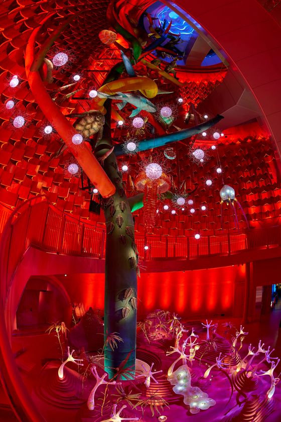 岡本太郎記念館、企画展「生命の樹―もうひとつの太陽の塔―」を
7月2日より開催
鳥瞰視点で見る 巨大な《生命の樹》の全貌