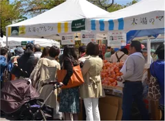 勝どきの社交の場「太陽のマルシェ」