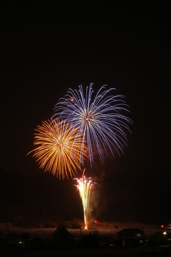 江戸時代以前から続くとされる
年始の例祭「おたや祭り」の新たな挑戦
「おたや祭2026で真冬の空に花火を輝かせたい!プロジェクト」の
ガバメントクラウドファンディングを募集開始