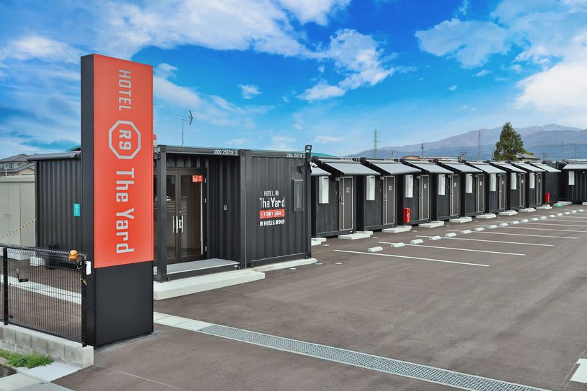 富山県魚津市にコンテナホテル
「HOTEL R9 The Yard 魚津」が2026年1月24日(土)開業予定!