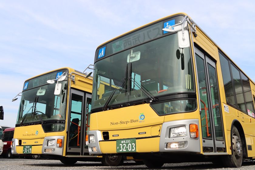 西武鉄道の新2000系「黄色い電車」がバスになって登場!
“きいろいバス”が3月1日から運行開始