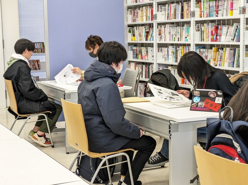 東京工芸大学 芸術学部マンガ学科
2025年度作品講評会(出張編集部)を開催
~10社17編集部が中野キャンパスに集結~