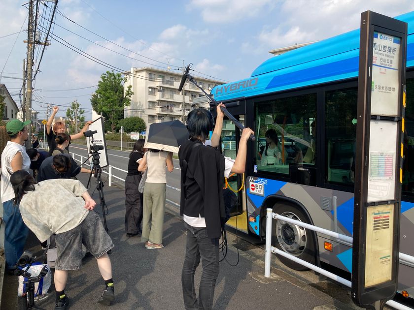 学生の手で描く「でかける ほほえむ 人をつむぐ」物語
専門学校映像メディア学科プロモーションビデオ制作に協力